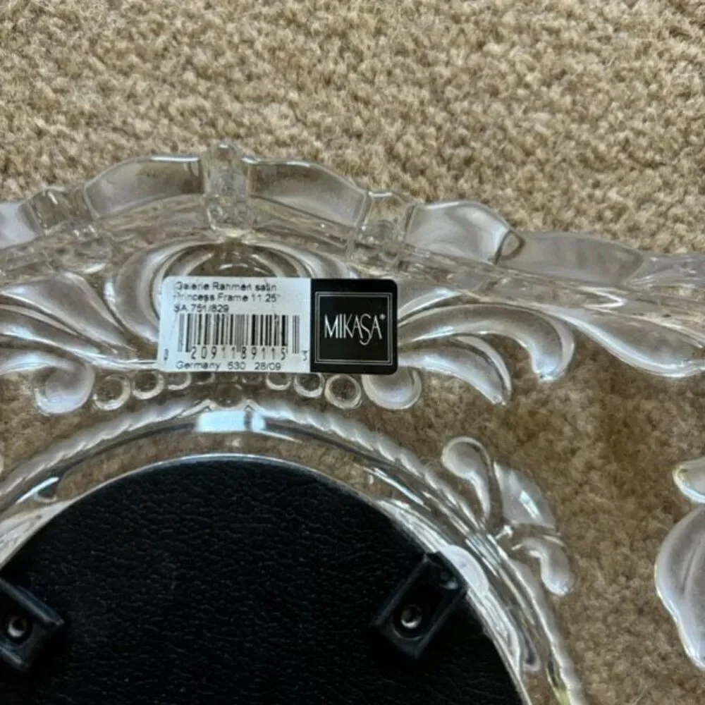 Mikasa 5x7 Oval Crystal Wedding Frame In Original Box